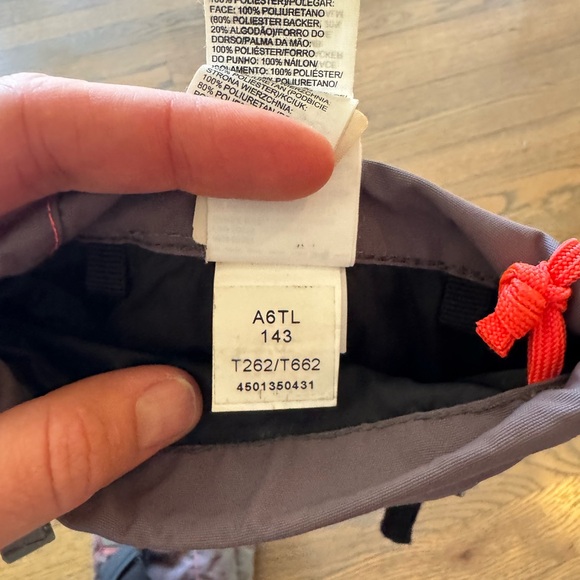 The North Face mittens female size M - Picture 5 of 7